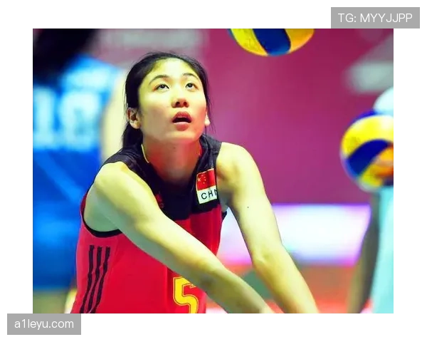 17岁泳坛新星唐娜·德瓦罗纳奥运双冠创历史