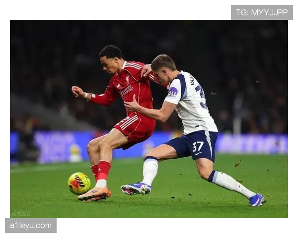 奇尔韦尔表现抢眼，助球队力克对手赢得胜利