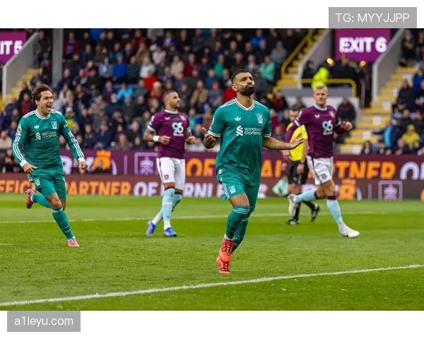 伯恩利力克利物浦，顽强斗志铸就亮眼表现