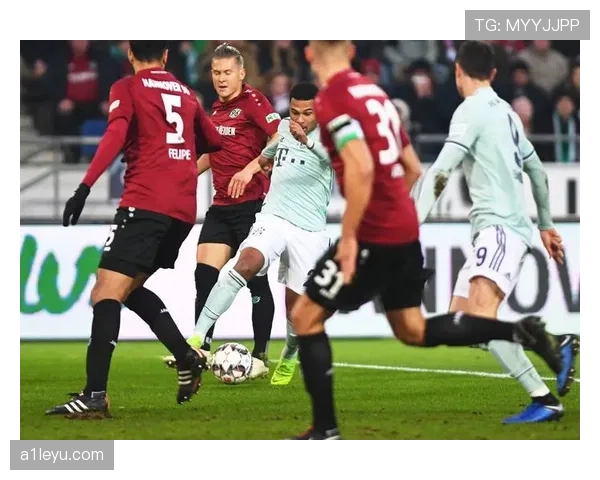 凯泽新赛季表现亮眼,进攻火力全开备受媒体关注 凯泽新赛季表现亮眼,进攻火力全开备受媒体关注