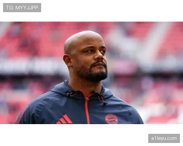 孔帕尼竟然把豪宅当成散步地？真是普通人想象不到的别样日常啊